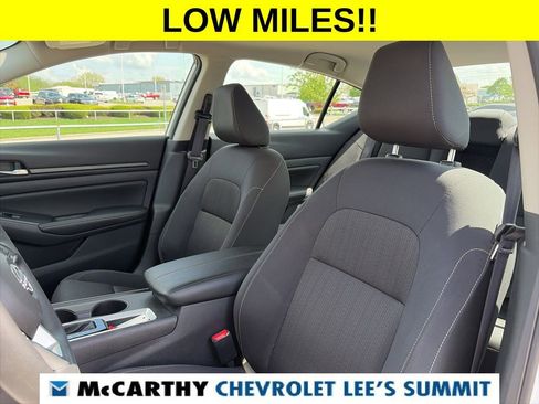 Used 2025 Nissan Altima 2.5 SV image 46