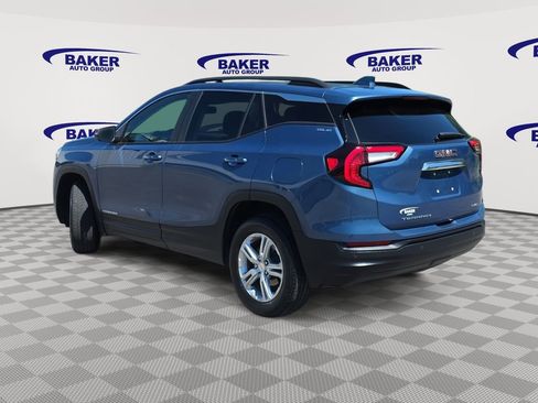 Used 2024 GMC Terrain SLE w/ Driver Convenience Package AWD/4WD image 7
