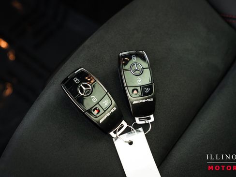 Used 2023 Mercedes-Benz GLA 45 AMG 4MATIC image 40