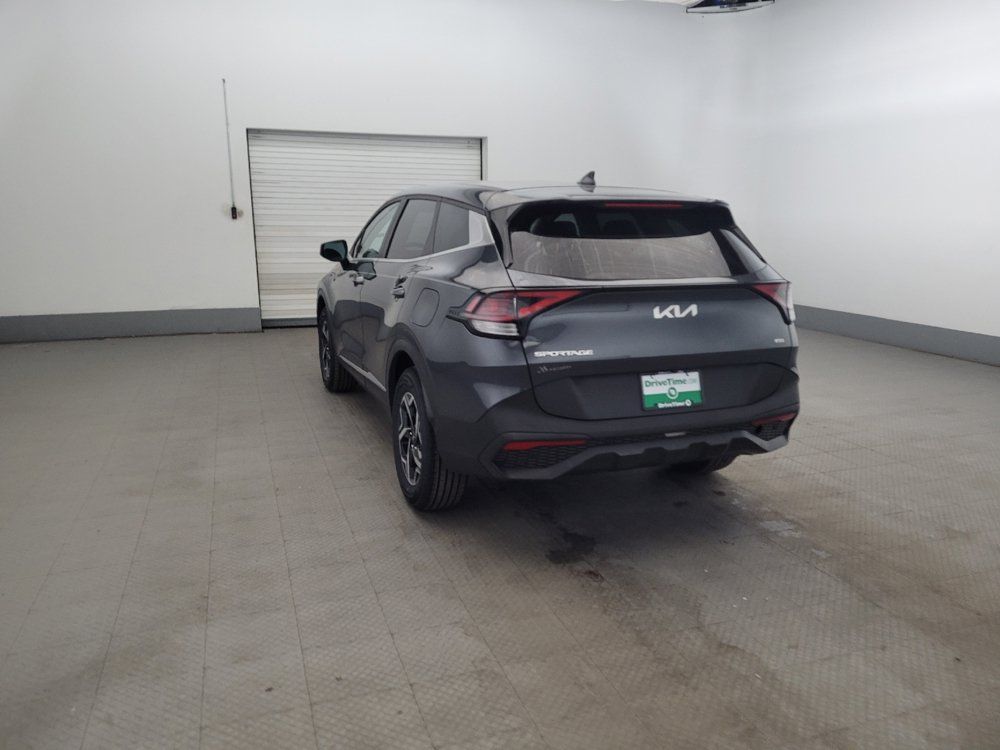 Used 2023 Kia Sportage LX AWD/4WD image 5