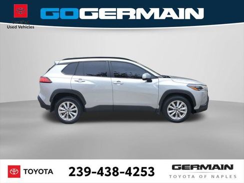 Certified 2024 Toyota Corolla Cross LE AWD/4WD image 6