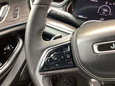 Used 2023 Jeep Grand Cherokee L Overland AWD/4WD image 26