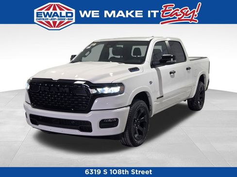 New 2026 RAM 1500 4x4 Crew Cab image 17