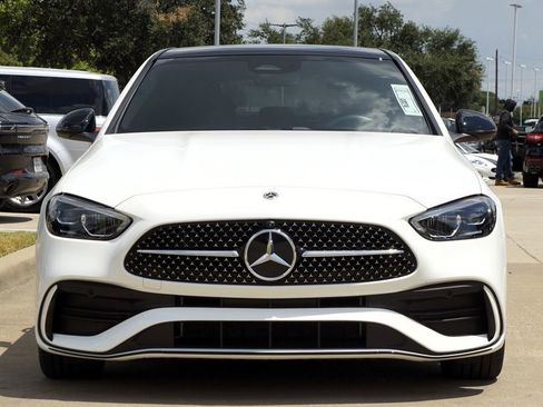 Used 2025 Mercedes-Benz C 300 Sedan image 3