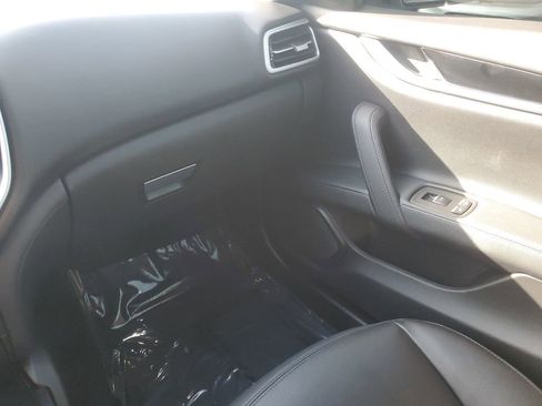 Used 2023 Maserati Ghibli Modena image 19