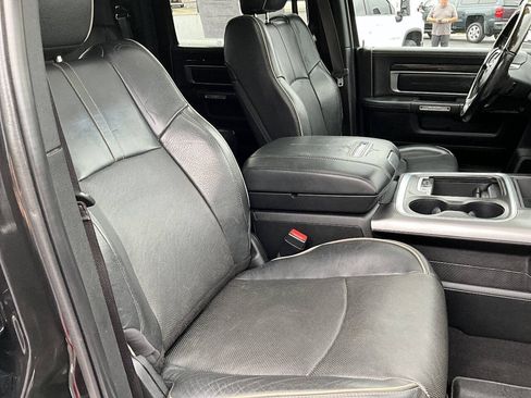 Used 2018 RAM 3500 Laramie Longhorn AWD/4WD image 16