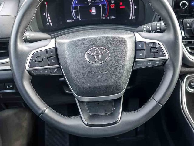 Certified 2025 Toyota Grand Highlander AWD image 17