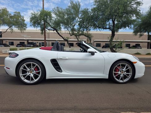 Used 2019 Porsche 718 Boxster S RWD image 27