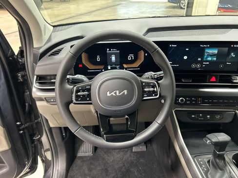 New 2026 Kia Carnival image 13