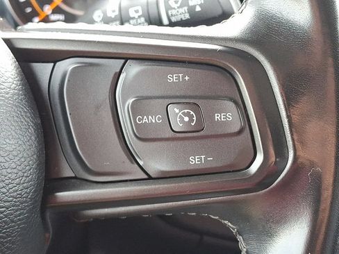 Used 2022 Jeep Wrangler Sport AWD/4WD image 24