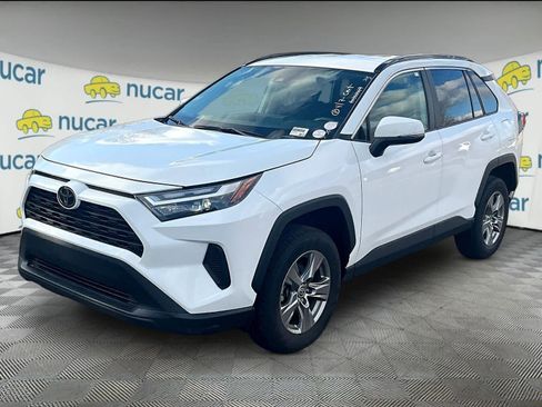 Used 2024 Toyota RAV4 XLE image 2