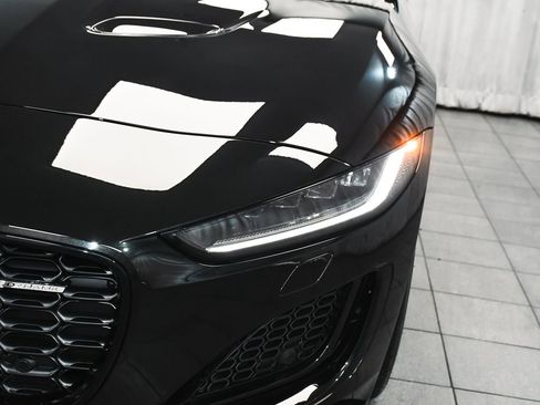 Used 2024 Jaguar F-TYPE R-Dynamic RWD image 71