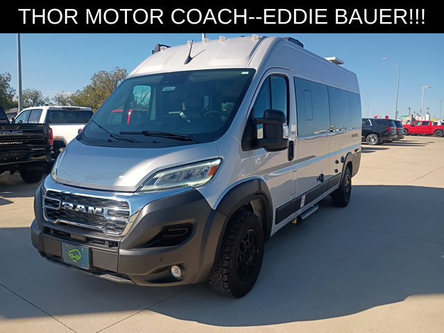 Used 2024 RAM ProMaster 3500 w/ Storage Group FWD image 1