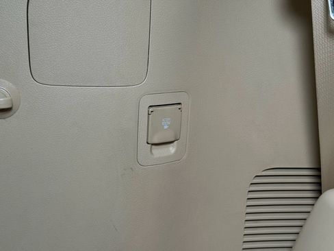 Used 2013 Lexus LX 570 4WD image 16