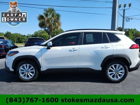 Used 2023 Toyota Corolla Cross LE w/ Moonroof Package FWD image 12