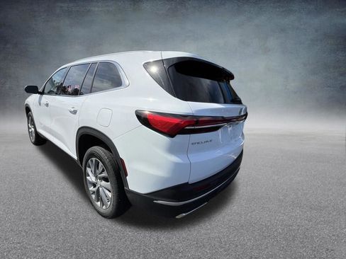 Used 2025 Buick Enclave Preferred image 8