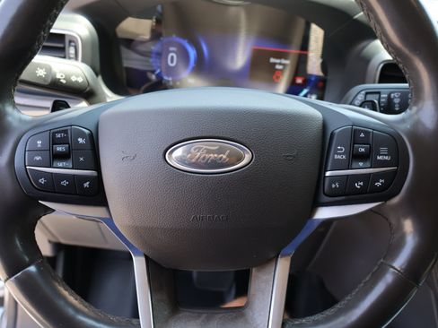Used 2020 Ford Explorer Platinum AWD/4WD image 43