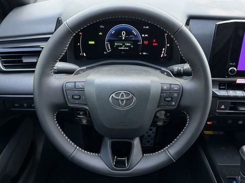 New 2026 Toyota Camry SE FWD image 13
