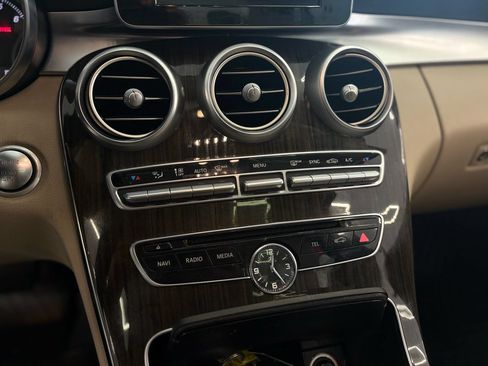 Used 2016 Mercedes-Benz C 300 4MATIC Sedan image 29