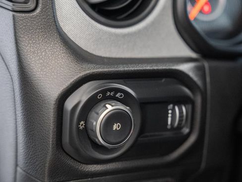 Used 2024 Jeep Wrangler Unlimited Sport AWD/4WD image 35