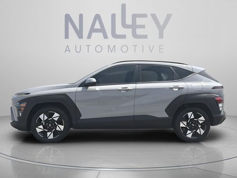 Used 2024 Hyundai Kona SEL FWD image 2