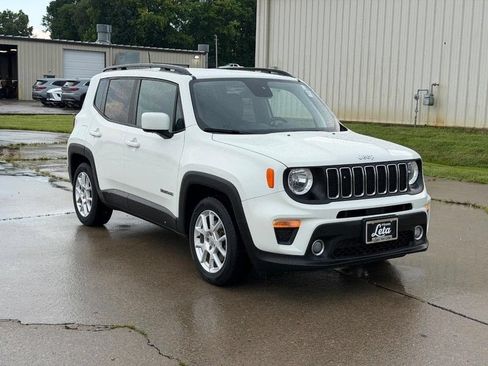 Used 2020 Jeep Renegade Latitude FWD image 1