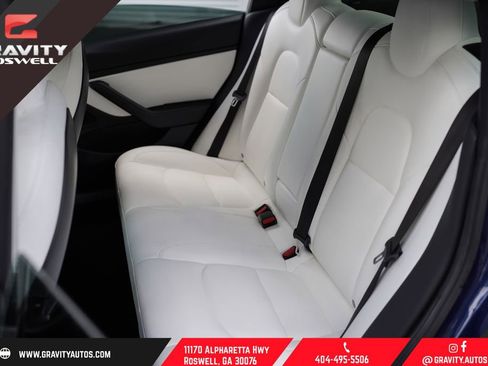 Used 2021 Tesla Model 3 Standard Range Plus image 23