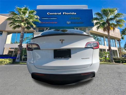 Used 2022 Tesla Model Y Performance image 6