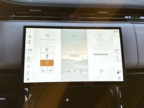 Used 2024 Land Rover Range Rover Sport SE image 20