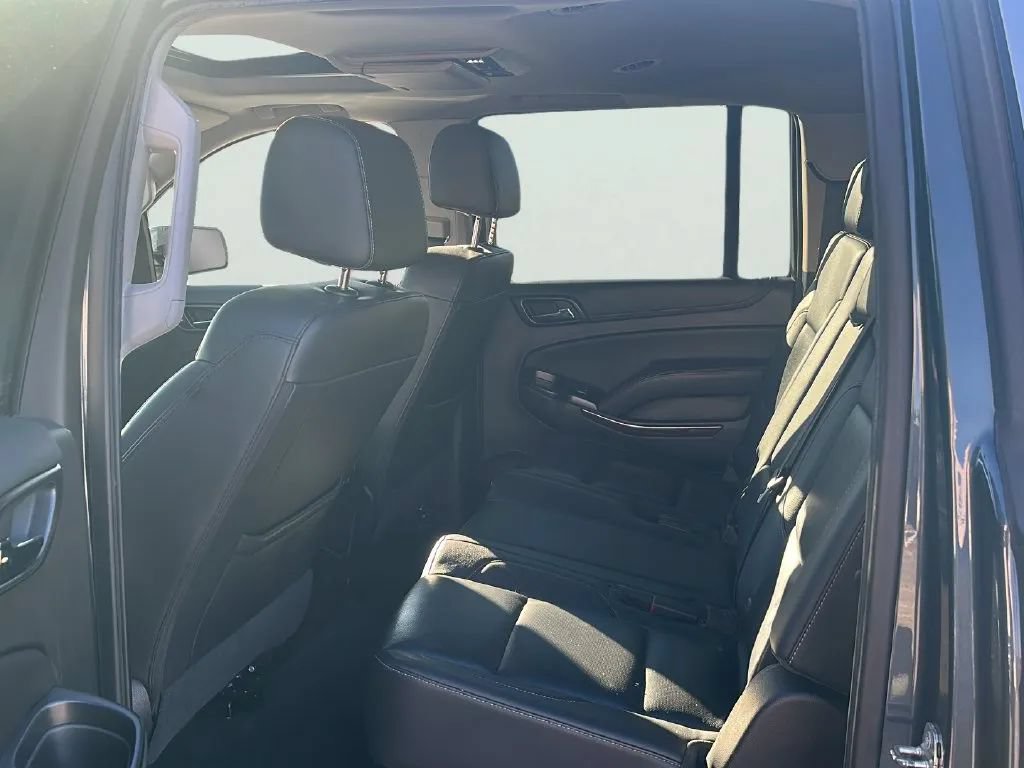 Used 2020 GMC Yukon XL SLT w/ Open Road Package AWD/4WD image 11