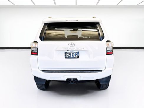 Used 2024 Toyota 4Runner SR5 Premium image 5