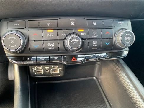 Used 2023 Dodge Durango GT AWD/4WD image 25