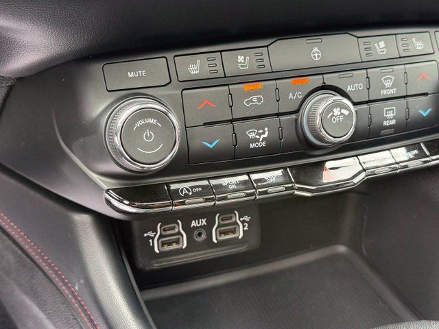 Used 2024 Dodge Durango GT AWD/4WD image 20