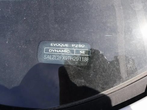 Used 2026 Land Rover Range Rover Evoque Dynamic SE AWD/4WD image 14
