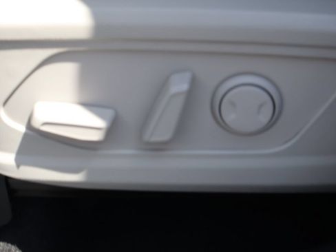 Used 2023 Kia Sorento SX FWD image 19