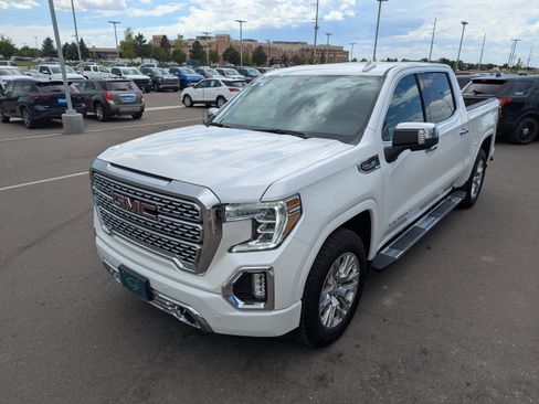 Certified 2022 GMC Sierra 1500 Denali w/ Driver Alert Package II AWD/4WD image 8