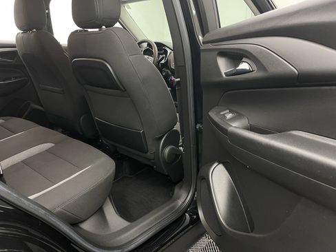 Used 2022 Chevrolet TrailBlazer LT AWD/4WD image 32