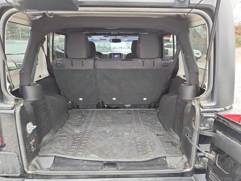 Used 2015 Jeep Wrangler Unlimited Sport w/ Quick Order Package 24S image 26