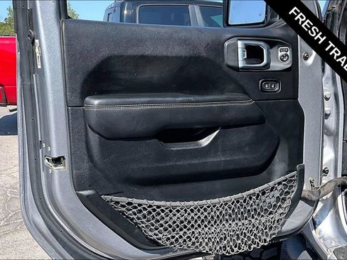 Used 2020 Jeep Gladiator Overland AWD/4WD image 21