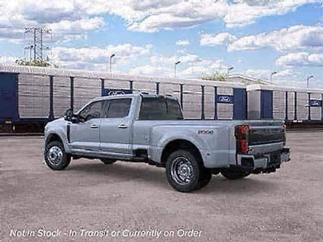New 2026 Ford F450 Platinum w/ FX4 Off-Road Package AWD/4WD image 58