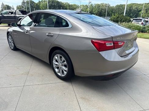 Used 2024 Chevrolet Malibu LT FWD image 5