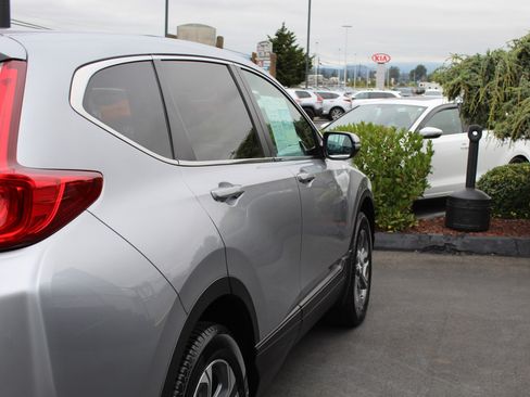Used 2017 Honda CR-V EX-L image 7