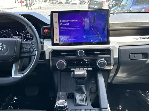 Used 2024 Toyota Tacoma TRD Off-Road image 30