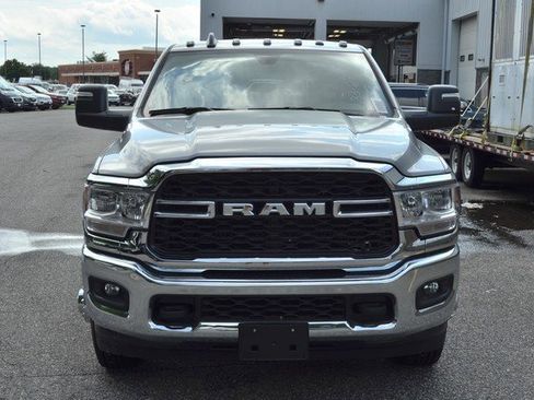 New 2024 RAM 3500 Tradesman w/ Chrome Appearance Group image 3