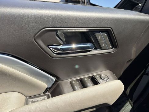 New 2026 Chevrolet Colorado ZR2 w/ Technology Package AWD/4WD image 16