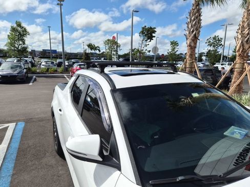 Used 2022 Hyundai Santa Cruz SEL Premium image 17