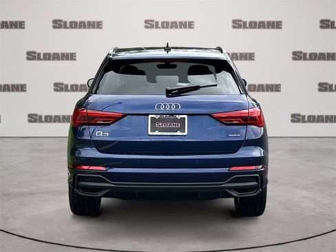New 2025 Audi Q3 2.0T Premium image 4