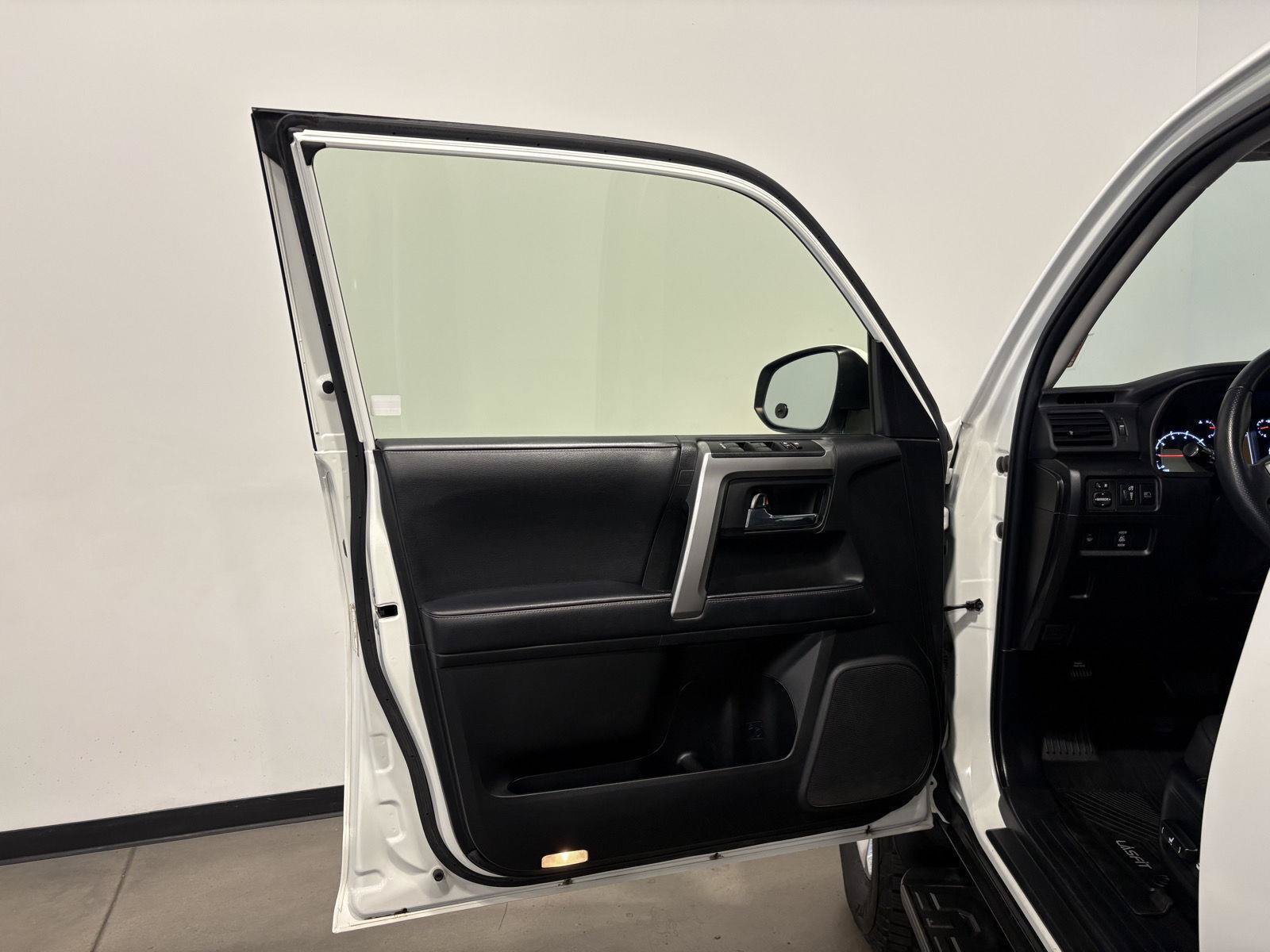 Used 2021 Toyota 4Runner SR5 Premium AWD/4WD image 13