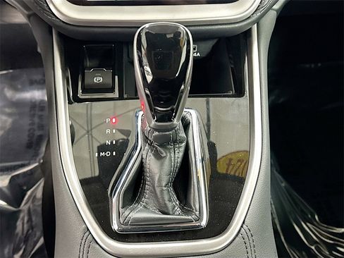 Certified 2024 Subaru Outback Premium image 14