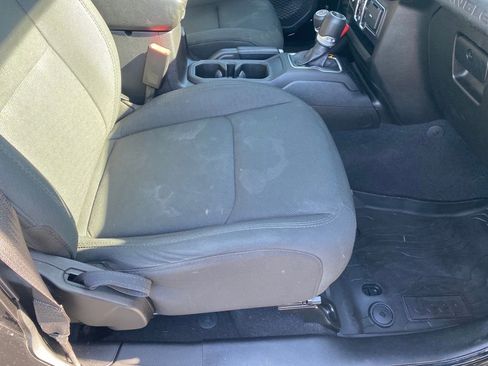 Used 2019 Jeep Wrangler Unlimited Sport S AWD/4WD image 18